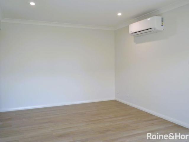 Near new stunning 2 bedroom home