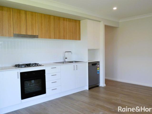 Near new stunning 2 bedroom home