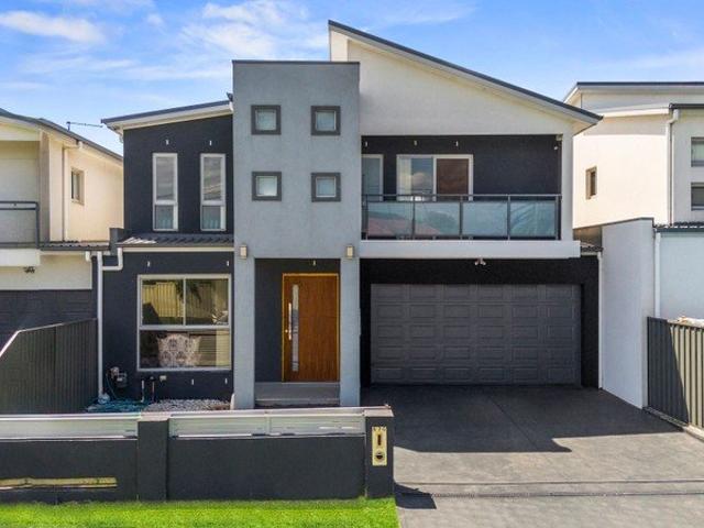 Near New Stunning Home