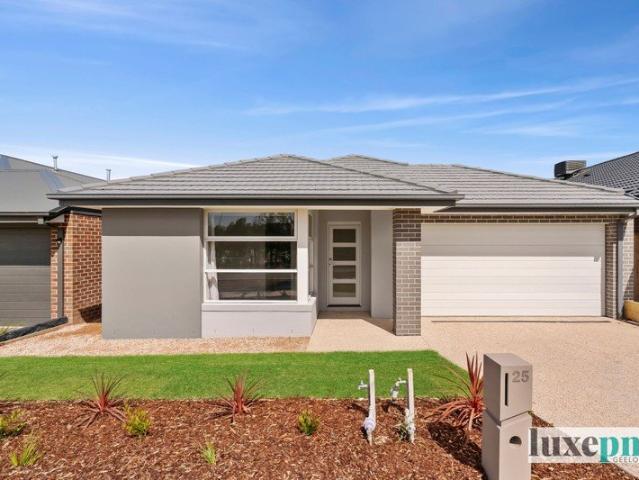 Near New Stunning Home
