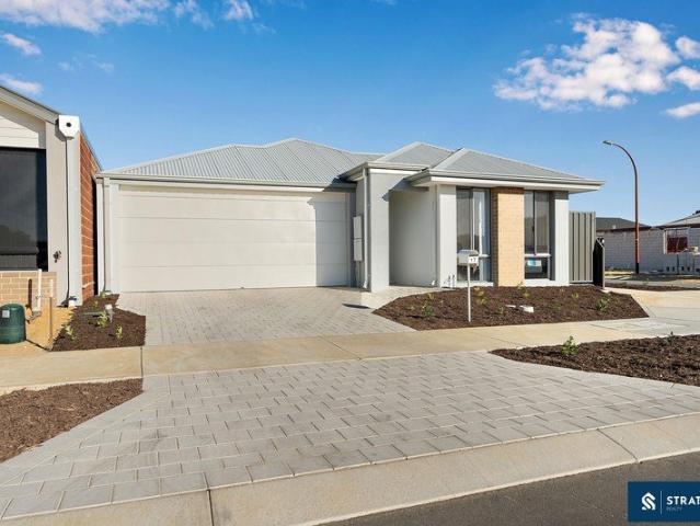 Near New, Stylish and Low Maintenance Living in a Prime Location!