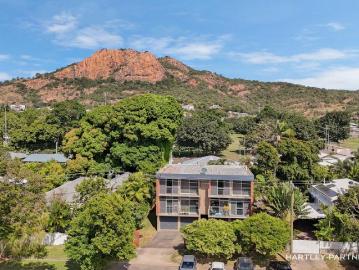 Near Beach Units in a Boutique Complex with a Pool