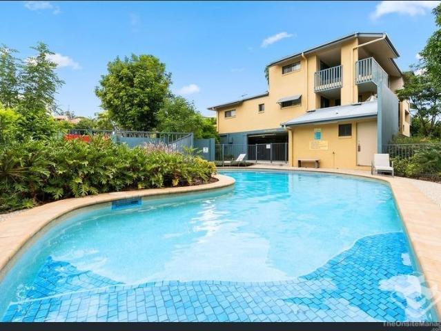 Near City 2 bed 2 bath
