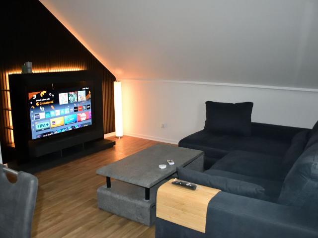 Near Frankfurt City, modern, stylish and comfortable! Pretty and fantastic apartment with nice city view, Frankfurt Amsterdam Apartments for Rent