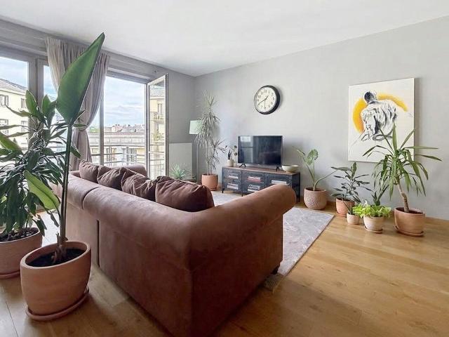 Near Jardin Botanique, beautiful 2bed apartment ± 90m²