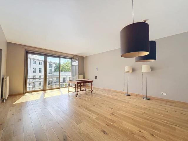 Near Jardin Botanique, beautiful 2bed apartment ± 90m²
