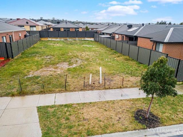 NEAR LEVEL, NO EASEMENT & READY FOR YOU TO BUILD