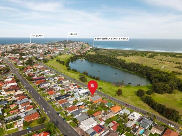 Near Port Kembla Beach, Across From Lagoon & Reserve