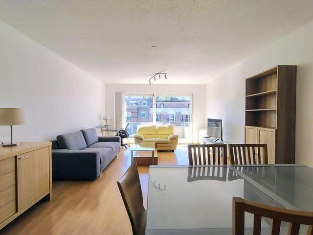 Near Stockel FURNISHED APARTMENT with PARKING