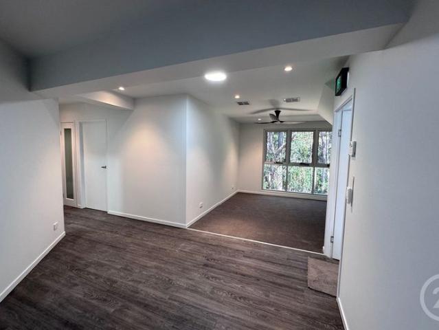 Near to New | 2 Bedrooms, 2 Bathrooms