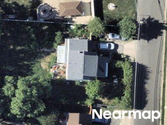 Nearbrook Ave