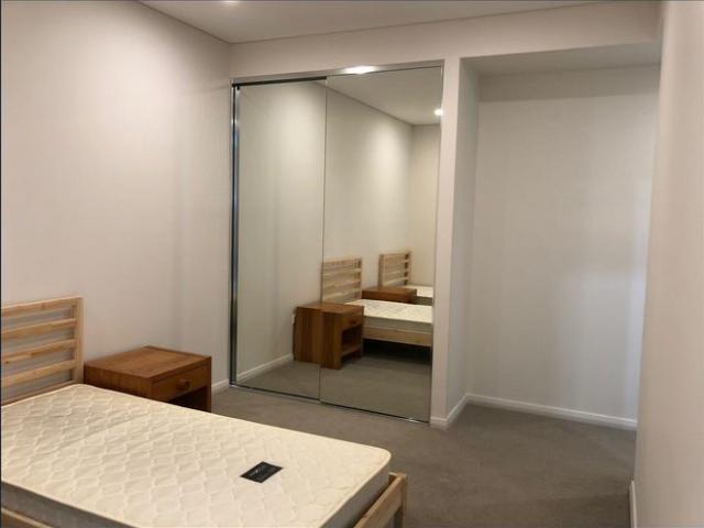 NEARLY BRAND NEW 2 Bedroom Apartment in Arncliffe