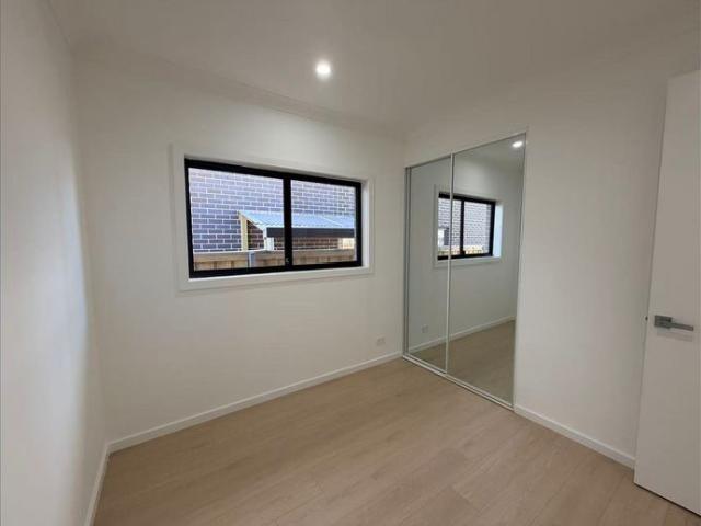 Nearly Brand New 2B Granny Flat Home in Menangle Park