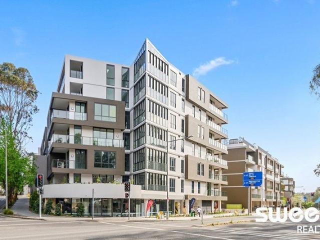 Nearly New Modern One Bedroom Unit Next to Rouse Hill Town Centre & Metro