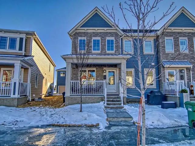 Nearly New End unit Town Home