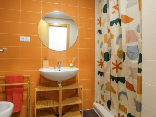Nearly New 3 Bedroom Flat with Garage and Lift Just 5 Minutes from the Beach – Moncofa