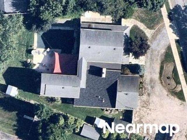 Nearwater Ave