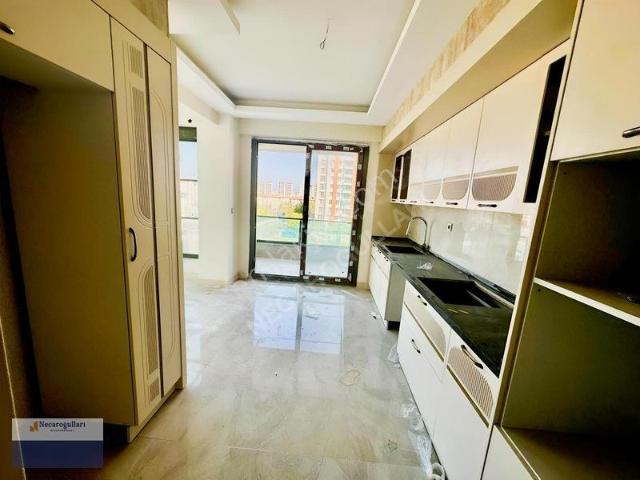Necaroğullarından Winston Avm Civarı 2,5+1 Ultra Lüks Daire