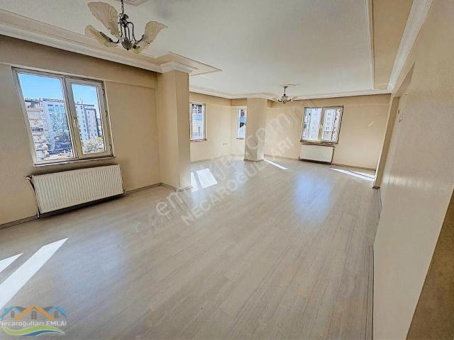 Necaroğullarından Ataşlar Serhat Sitesi 4+1