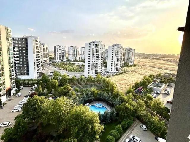 Necaroğullarından Mastfıroş Caddesi Üzerinde 3,5+1