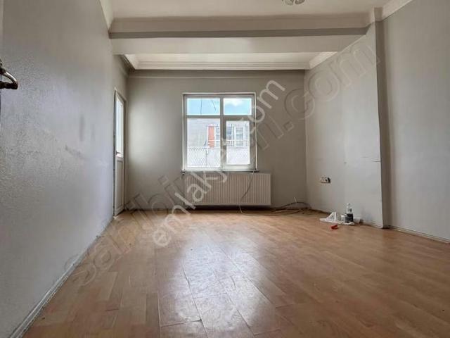Necip Fazılkısakürek Mah 2+1 Kiralık Ara Kat
