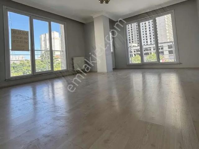 Necip Fazılkısakürek Mah Geniş 2+1 Kiralık Daire