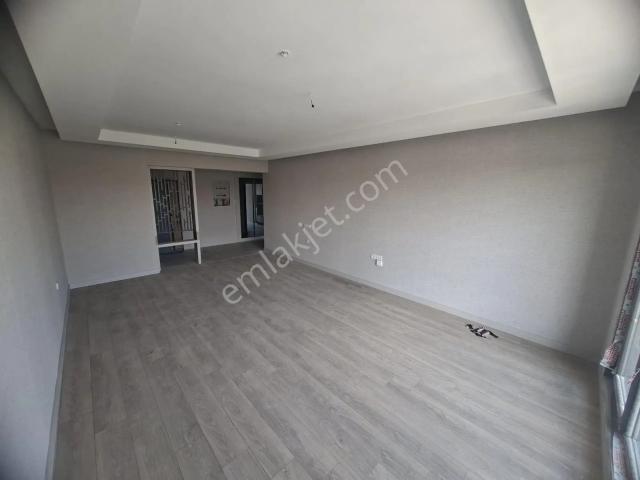 Ned Çiçeklide 4+1 180m2 E.banyolu Manzaralı Ön Cephe