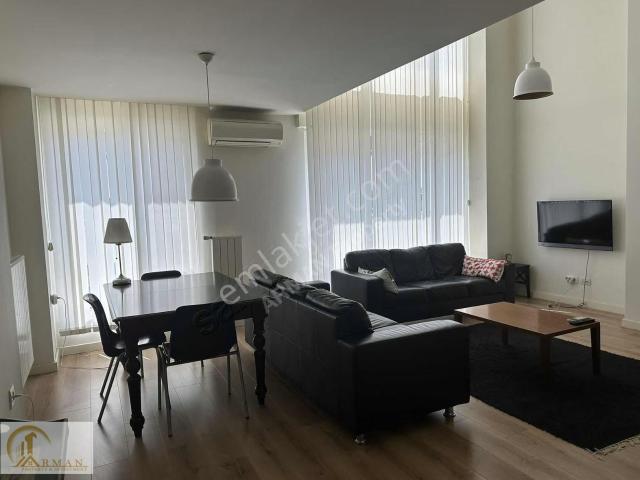 Nef 2 Haliç Satılık 2+1'den 1+1'e Çevrilmiş Geniş Loft Daire