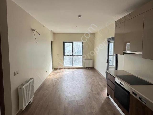 Nef 36 Basın Ekspres Satılık Güncel Kiracılı 1+1 Çift Balkonlu