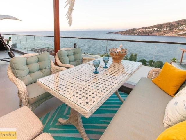 Nef Reserve Yalıkavak’ta Ultra Lüks Satılık 2+1 Townhouse – Tam Deniz Manzaralı, Denize Sıfır