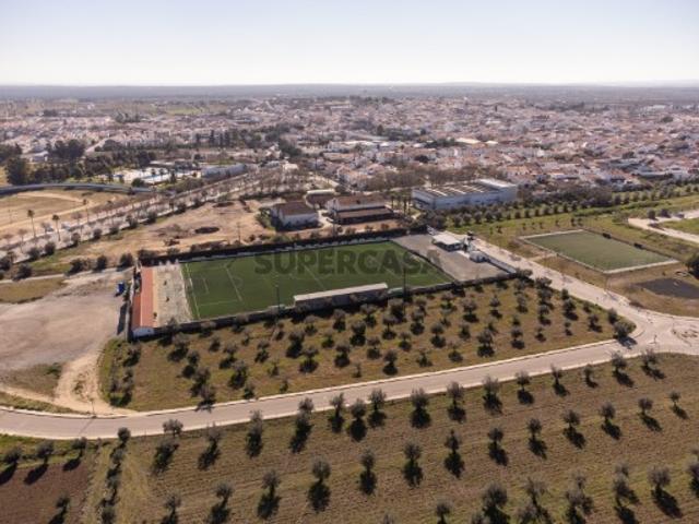 Negociável | Terreno Urbano em Reguengos de Monsaraz