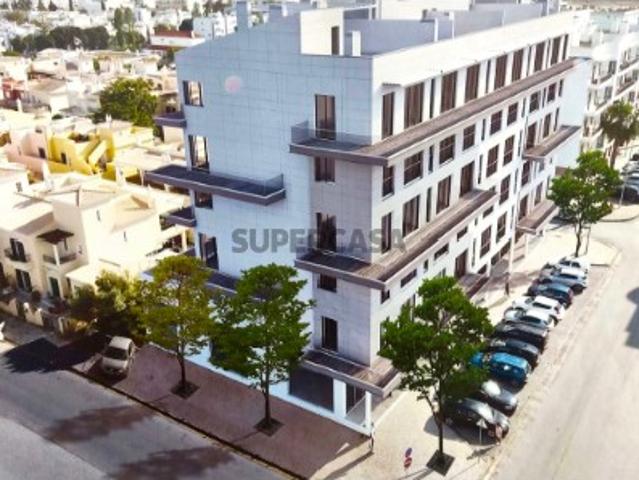Negócio Imperdível: Lote em Olhão para Prédio de 20 Apartamentos! Areas entre os 81m2 e 152m2