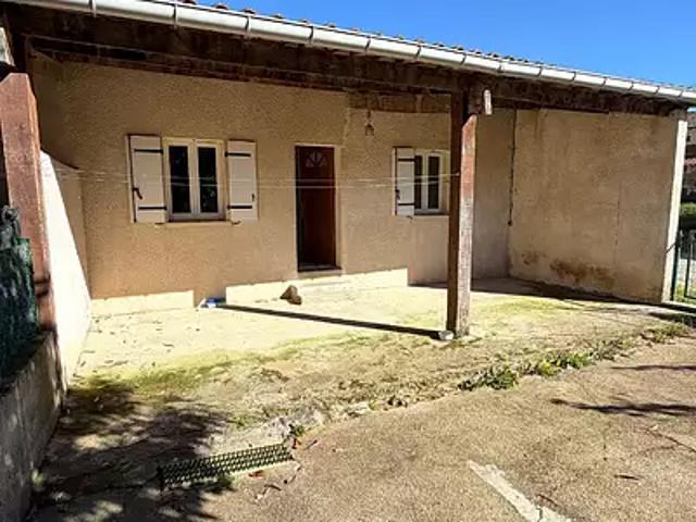 Négrondes 24460 Achat / Vente maison 4 pièces t4 au dernier étage