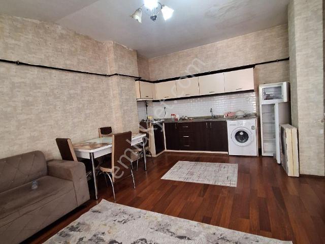 Nehirden Fesleğen Mahallesinde Satılık 1+1 Balkonlu Apart