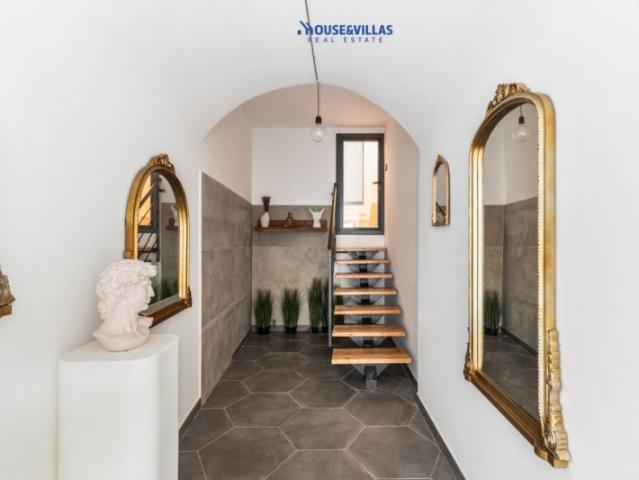 Nel cuore del centro storico di Noto, in via Zanardelli, Hou. 114m² Noto