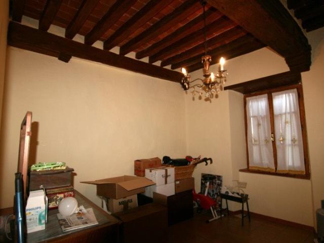 Nel cuore del suggestivo borgo storico di Rigomagno, frazion. 161m² Rigomagno