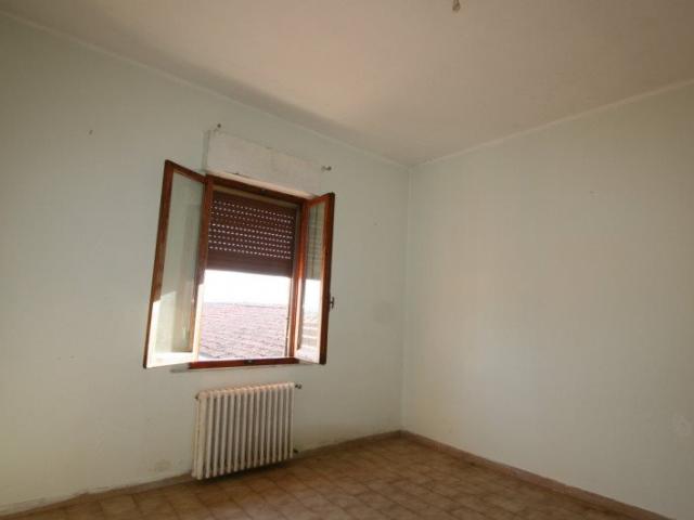 Nel cuore della frazione di Guazzino, nel comune di Sinalung. 274m² Guazzino