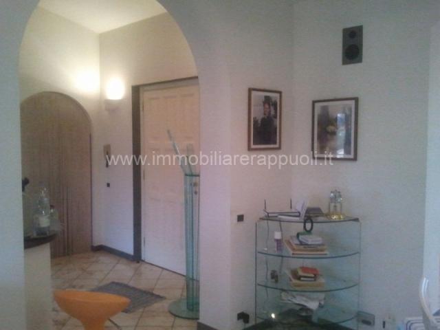 Nel cuore della splendida Val d'Orcia, a pochi passi da Sien. 400m² Siena