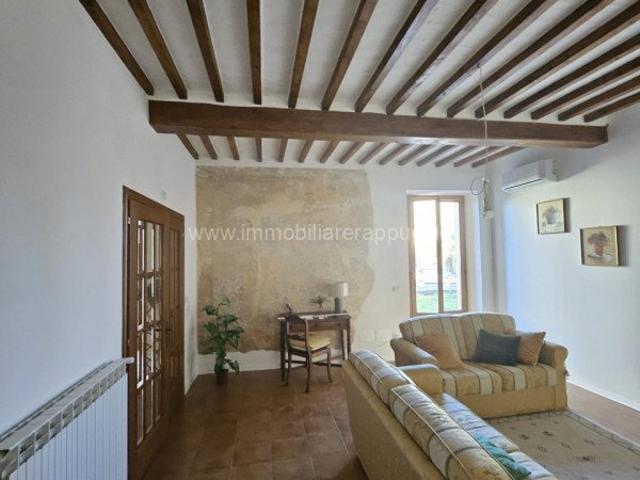 Nel cuore della parte alta del suggestivo centro storico di. 128m² Sinalunga