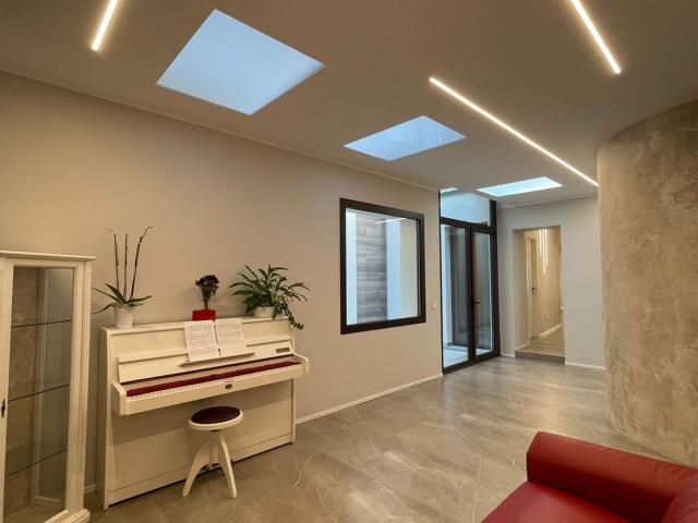 Nel cuore di Bergamo Bellissimo Nuovo Appartamento Moderno 180m² Bergamo