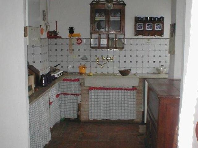 Nel suggestivo borgo di Torrita di Siena, proponiamo in vend. 65m² Torrita di Siena