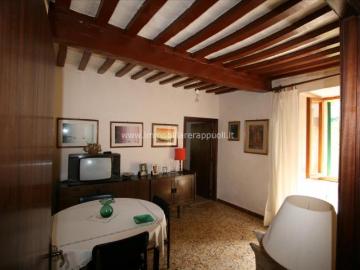 Nel suggestivo borgo medievale di Trequanda, in posizione ce. 130m² Trequanda