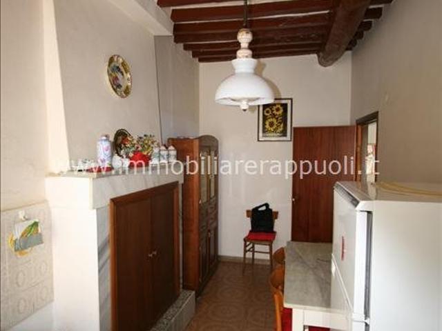 Nel suggestivo borgo medievale di Trequanda, in posizione ce. 130m² Trequanda
