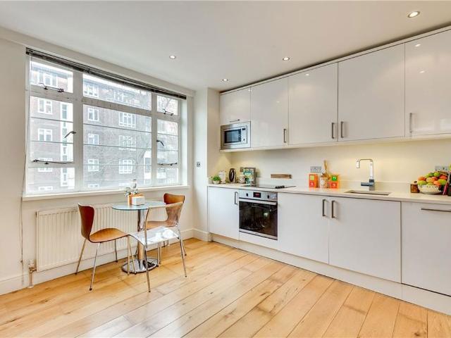 Nell Gwynn House, London SW3, 1 bed flat to rent, £2,817 pcm | PrimeLocation