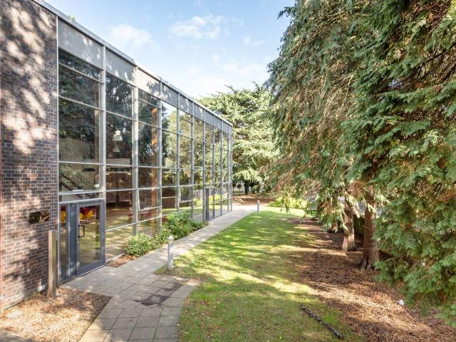 Nellis Hall, Hatfield Road, St. Albans, Hertfordshire AL1, Studio to rent, £1,100 pcm | PrimeLocation