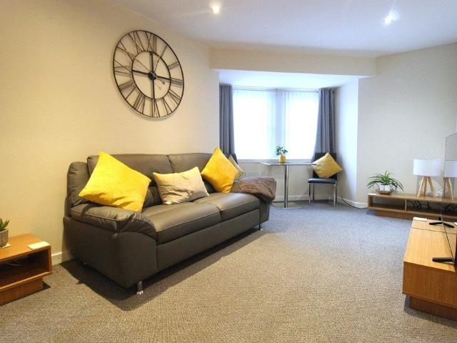 Nelson Court, Top Floor, AB24