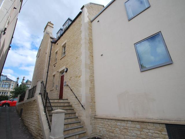 Nelson Lane, Bath BA1, 1 bed flat to rent, £1,275 pcm | PrimeLocation