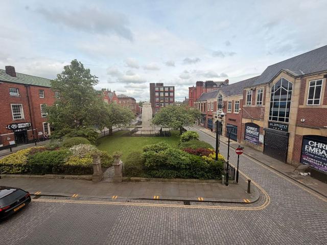 Nelson Square, Bolton, Greater Manchester BL1, 1 bed flat to rent, £695 pcm | PrimeLocation