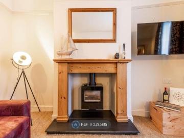 King's Lynn, Norfolk county, Isles of Scilly TR, Cornwall county, South West England