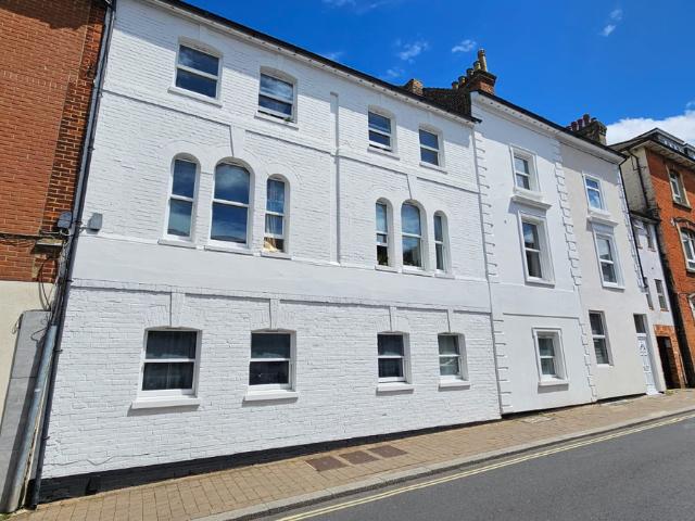 Nelson Street, Aldershot GU11, 2 bed flat to rent, £1,200 pcm | PrimeLocation